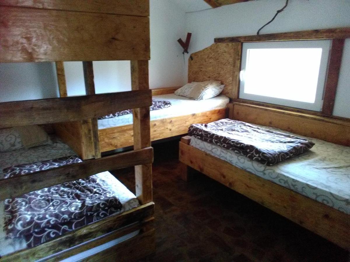 Apartmani Pinkum Veliko Gradiste Luaran gambar